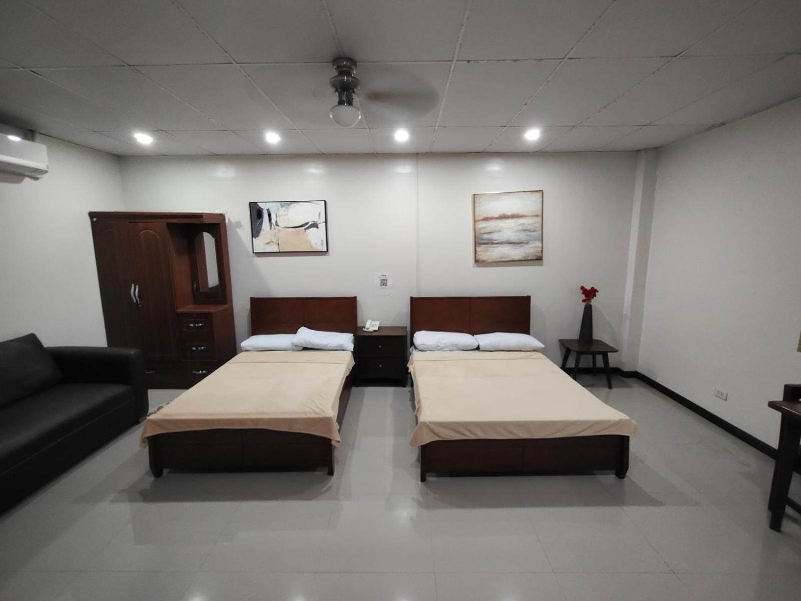 La Belladoza Near Airport Hotell Paranaque City Exteriör bild